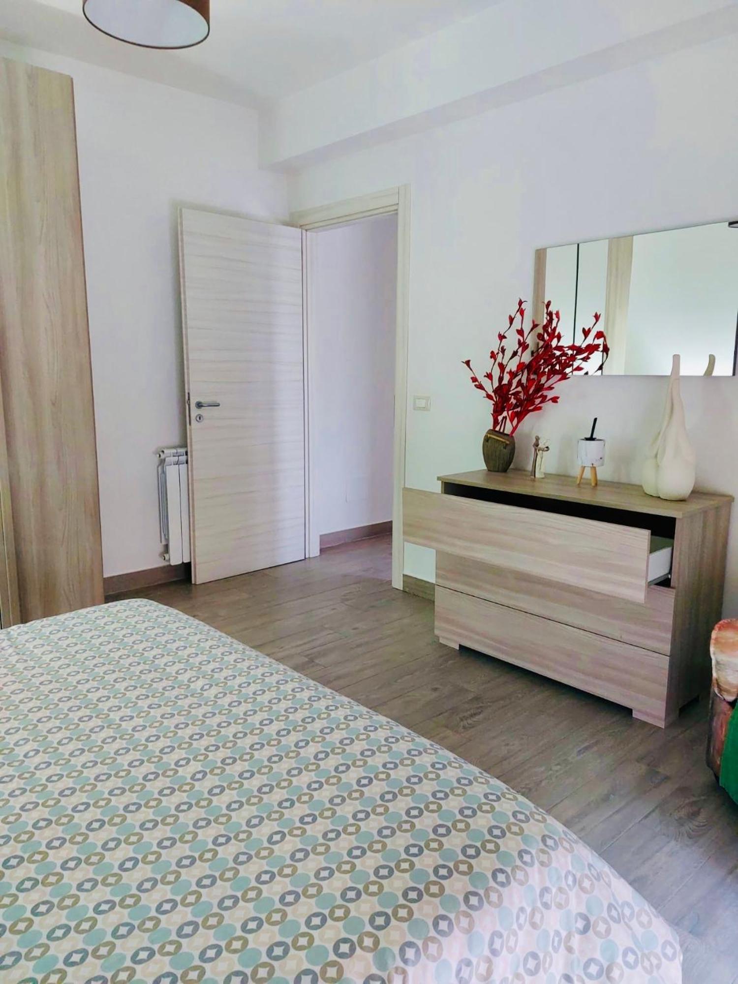 Vistamare Apartments ريجّو دي كالابريا المظهر الخارجي الصورة