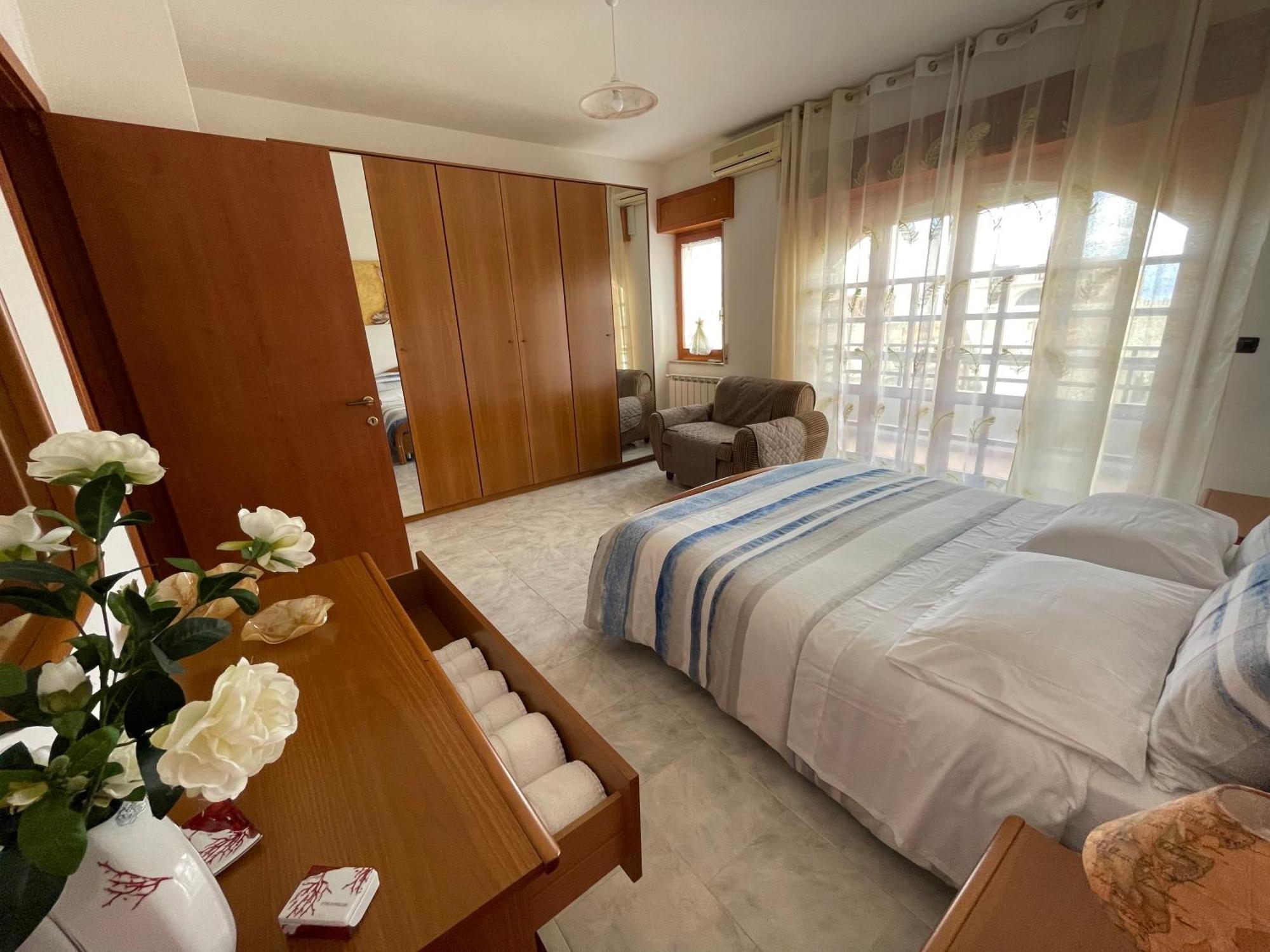 Vistamare Apartments ريجّو دي كالابريا المظهر الخارجي الصورة